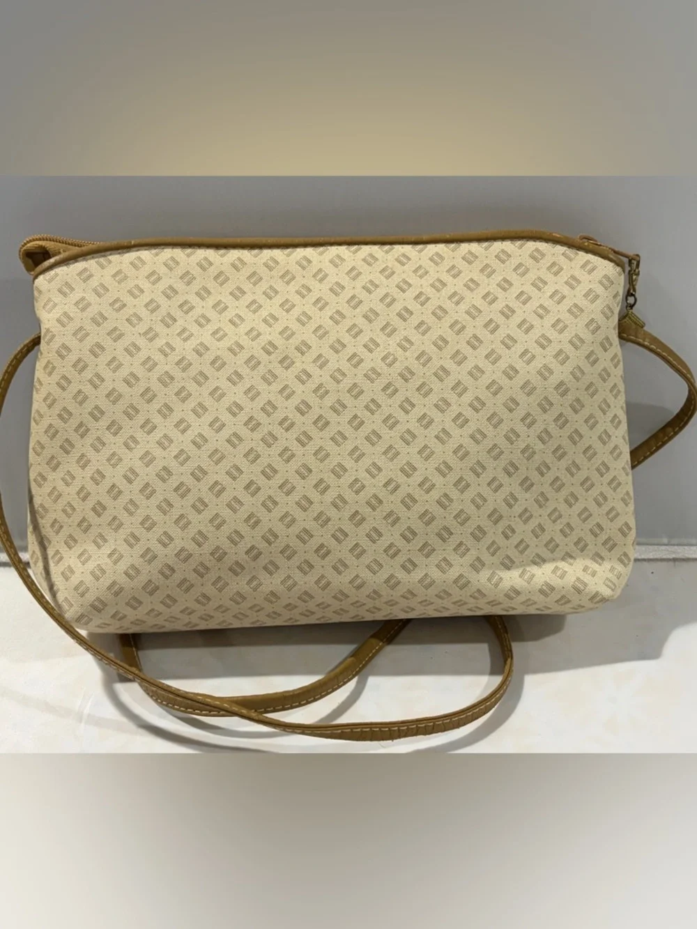 Cream and Tan‎ Crossbody Bag with Subtle Pattern
